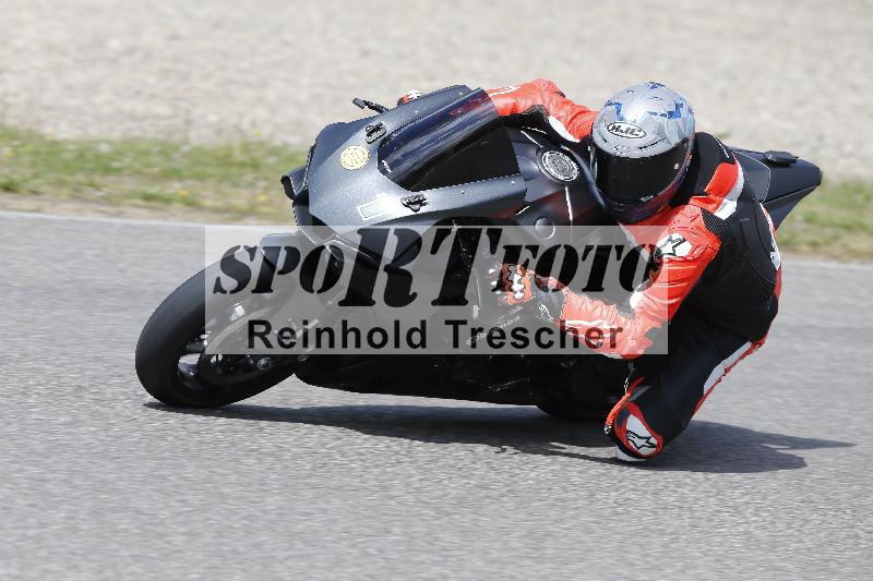 /09 19.04.2026  Caremotion get faster ADR/Gruppe gelb/1